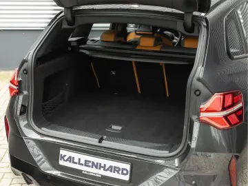 BMW X3 30e xDrive M-Sport - Individual Leder - AHK -