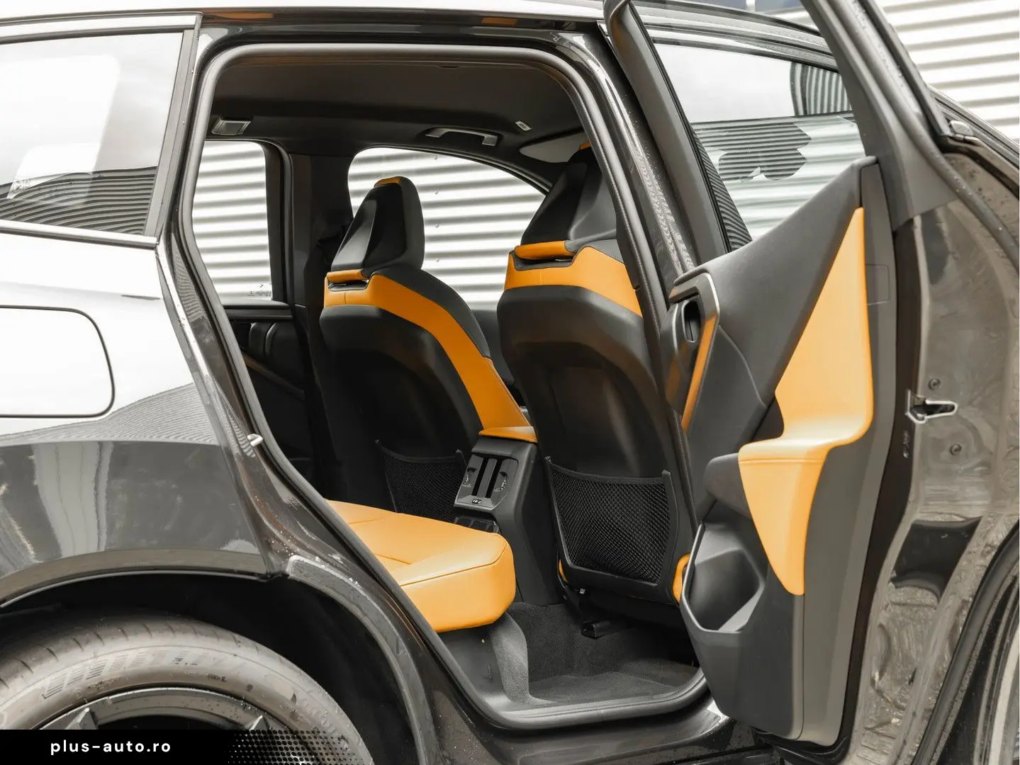 BMW X3 30e xDrive M-Sport - Individual Leder - AHK -