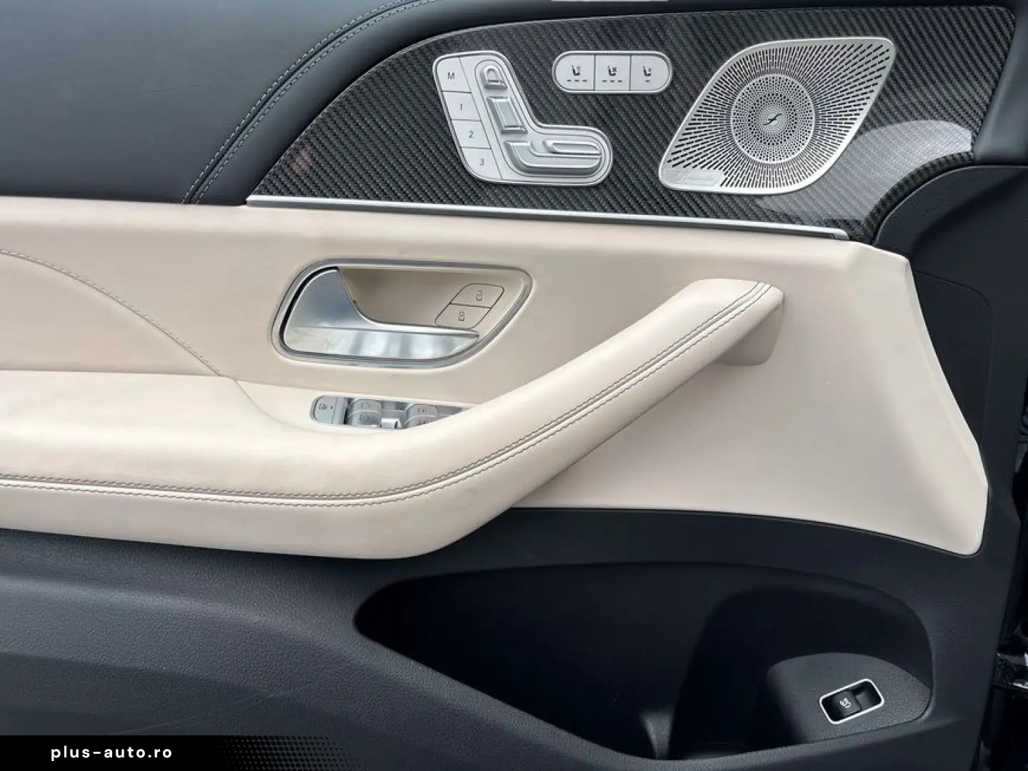 MERCEDES-BENZ GLS 63 AMG Premium Plus HuD Pano Night