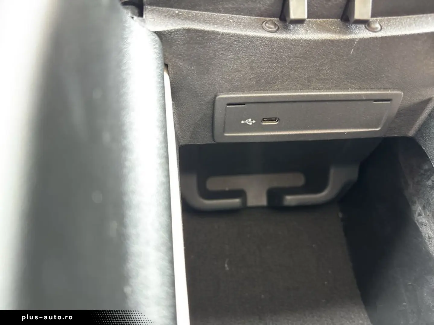 MERCEDES-BENZ GLS 63 AMG Premium Plus HuD Pano Night