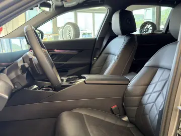 BMW 550e xDr LED  hk 360 S-LÜFT K-ZUG 4xAC ROLLO AMB
