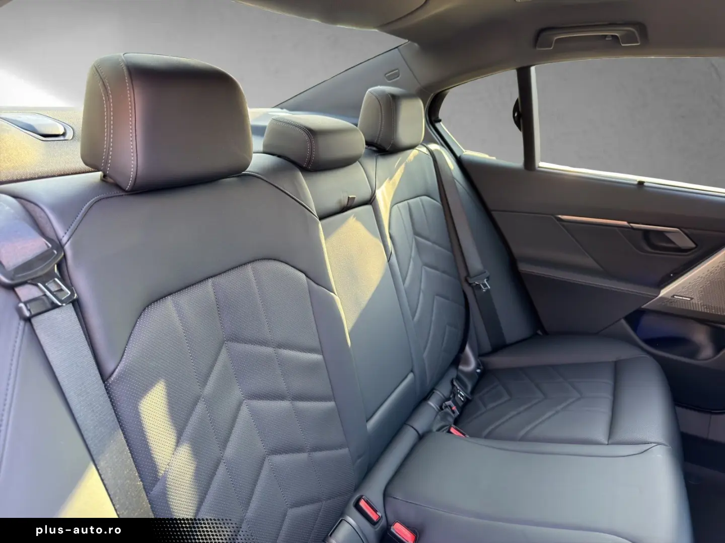 BMW 550e xDrive 19  FahrwerkPro 360  Ab 715€mtl.oAZ