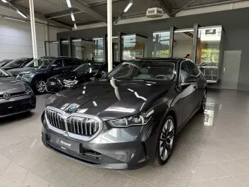 BMW 550 e xDrive LED Pano Live Cockpit Prof. ACC H&K