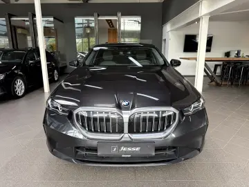 BMW 550 e xDrive LED Pano Live Cockpit Prof. ACC H&K