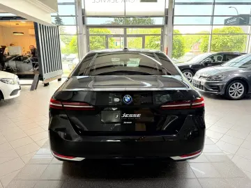 BMW 550 e xDrive LED Pano Live Cockpit Prof. ACC H&K