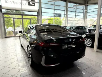 BMW 550 e xDrive LED Pano Live Cockpit Prof. ACC H&K