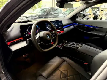 BMW 550 e xDrive LED Pano Live Cockpit Prof. ACC H&K