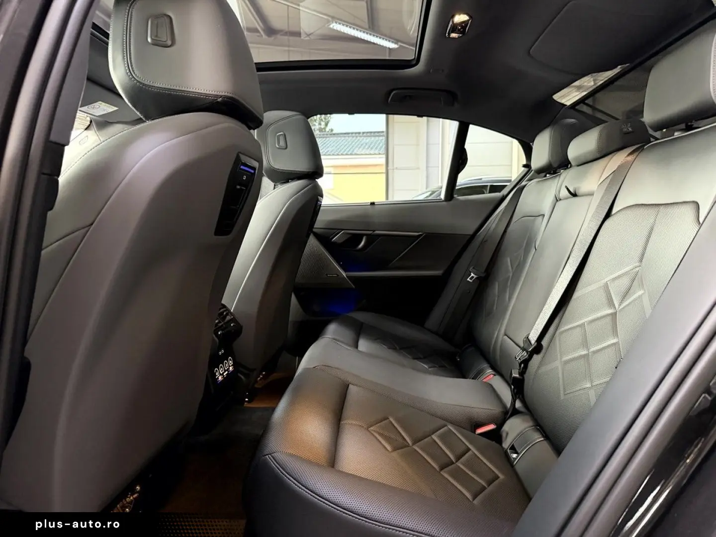 BMW 550 e xDrive LED Pano Live Cockpit Prof. ACC H&K
