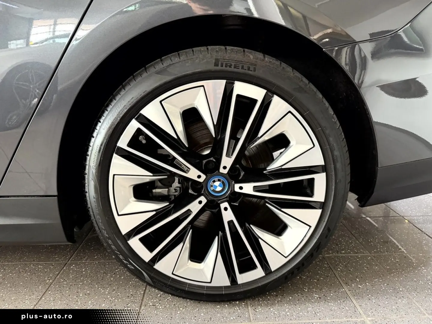 BMW 550 e xDrive LED Pano Live Cockpit Prof. ACC H&K