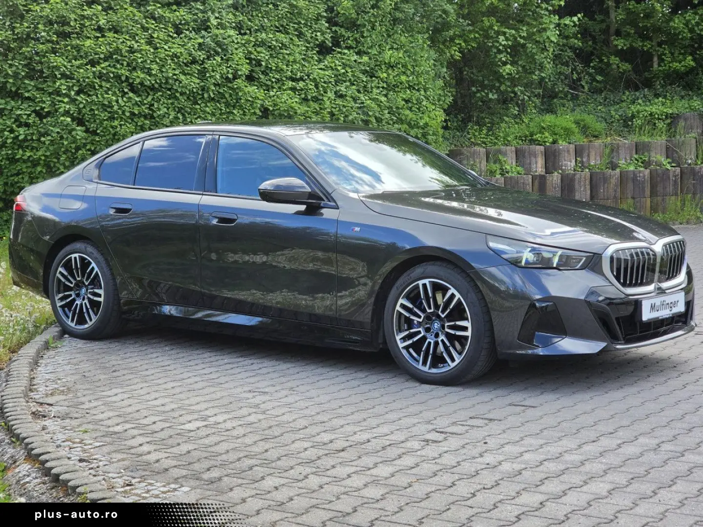 BMW 550e M Sport IntAktL.PanoD.AutoBahn.AHK Fin1 99