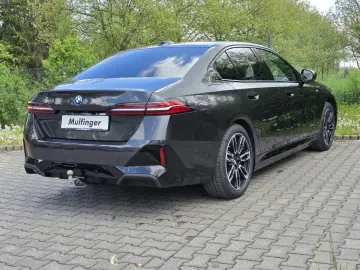 BMW 550e M Sport IntAktL.PanoD.AutoBahn.AHK Fin1 99