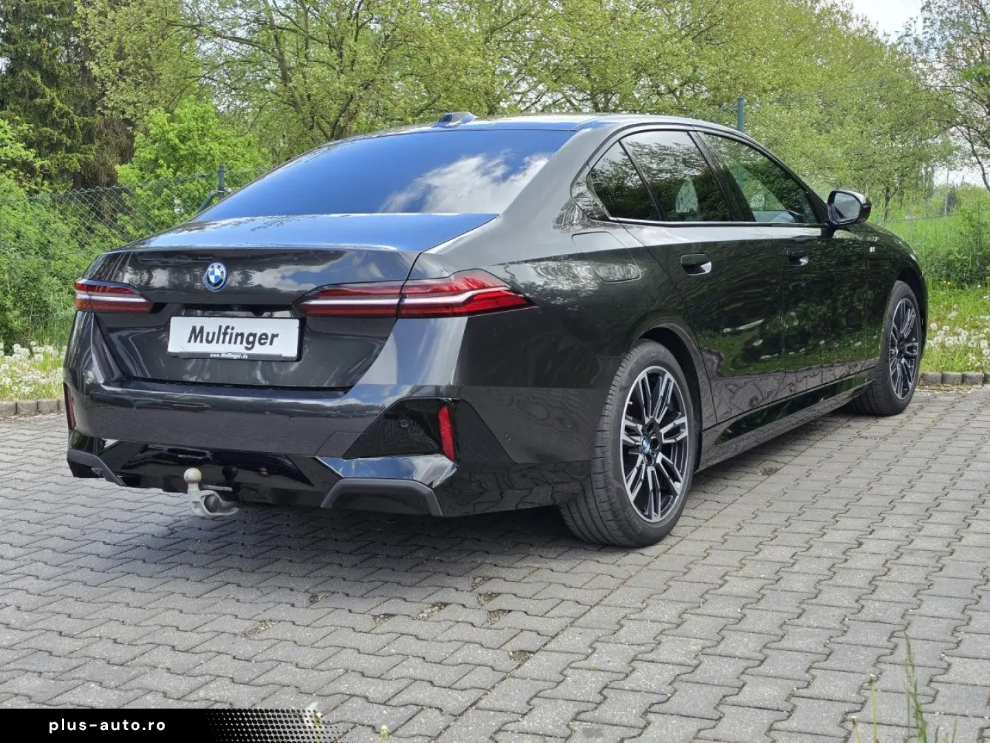 BMW 550e M Sport IntAktL.PanoD.AutoBahn.AHK Fin1 99