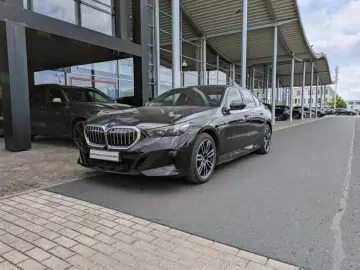 BMW 550e xDrive Lim. M Sport AHK.Park.Ass.Plus.Navi.