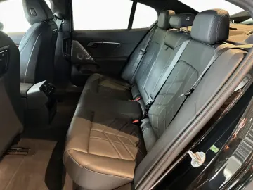 BMW 550e xDrive Lim.M Sport B&W AHK AdpLED DAPro PA