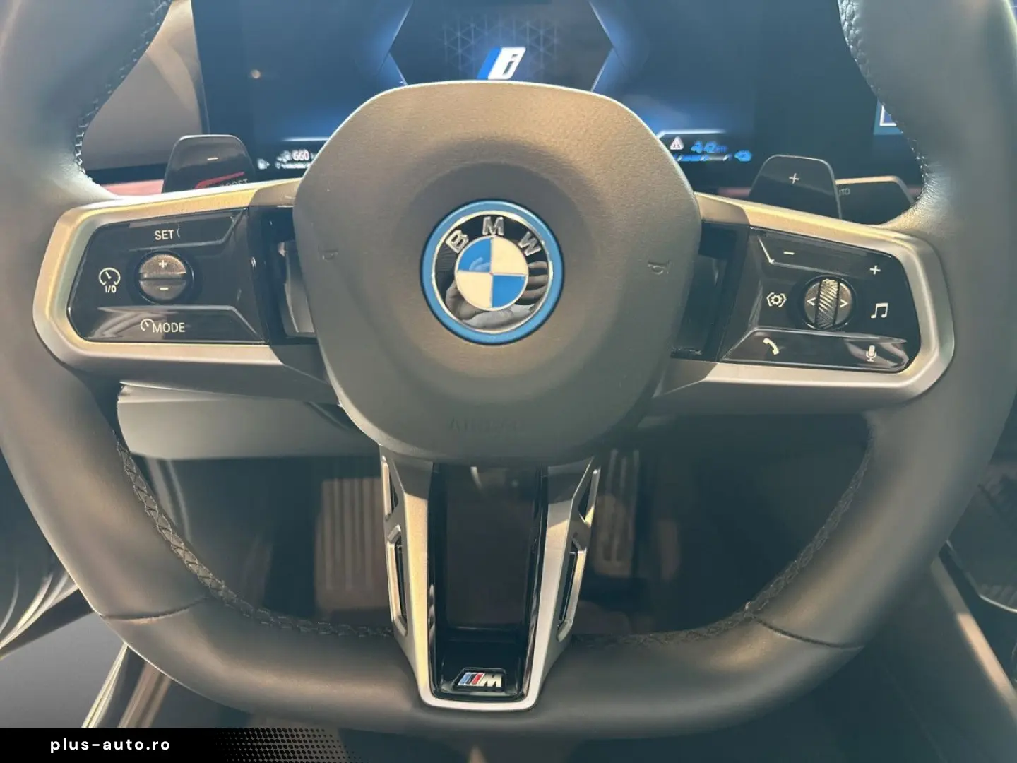 BMW 550e xDrive Lim.M Sport B&W AHK AdpLED DAPro PA