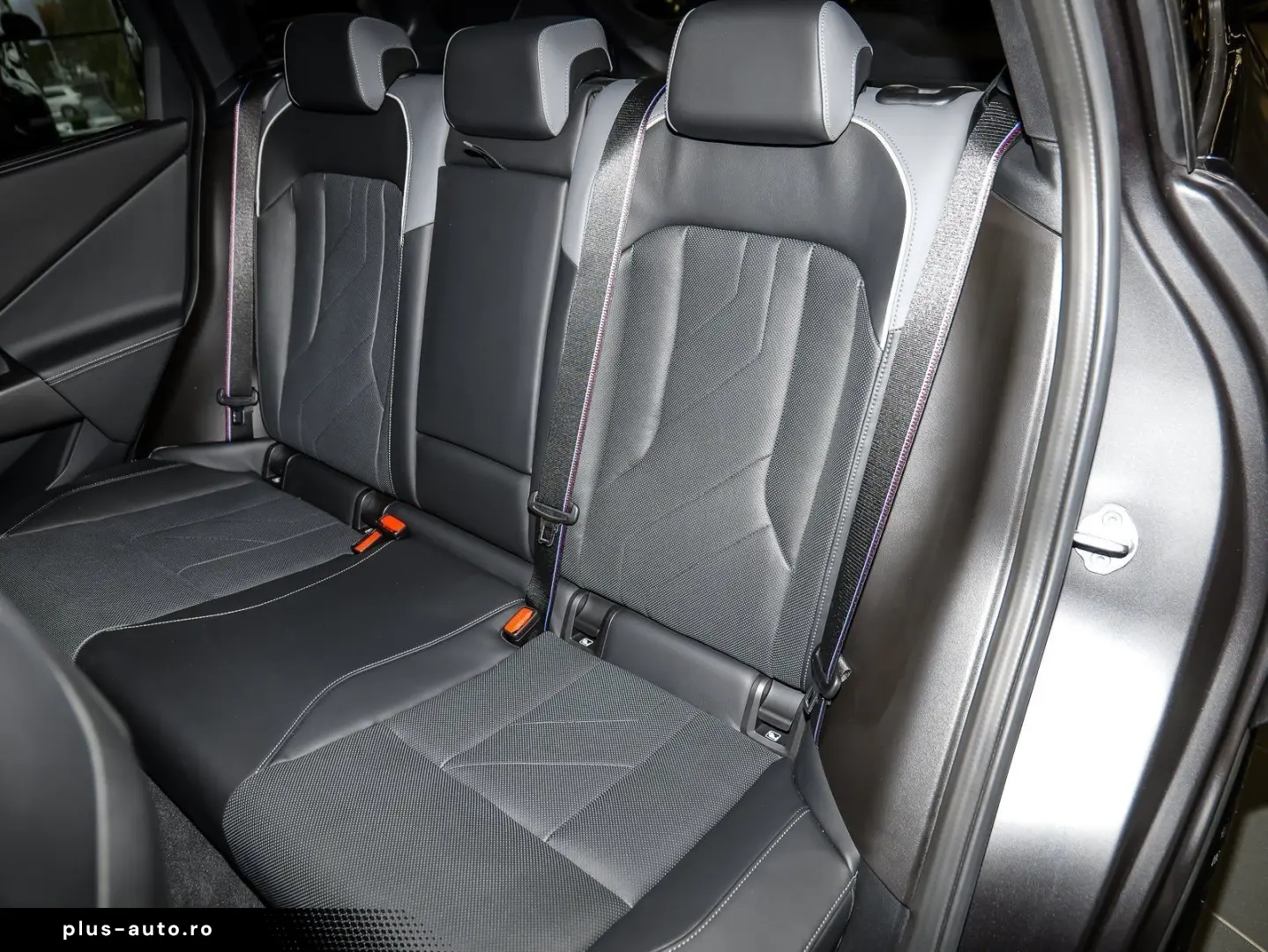 BMW X3 M50 xDrive M Sport PANO ACC AHK RFK NAVI LED