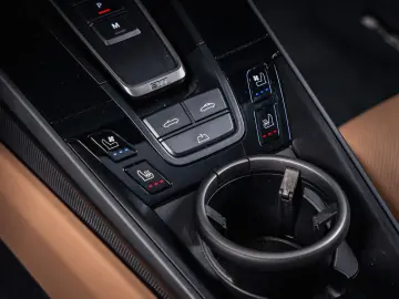PORSCHE 992 Carrera 4 GTS Cabriolet  BOSE  Chrono  PDLS