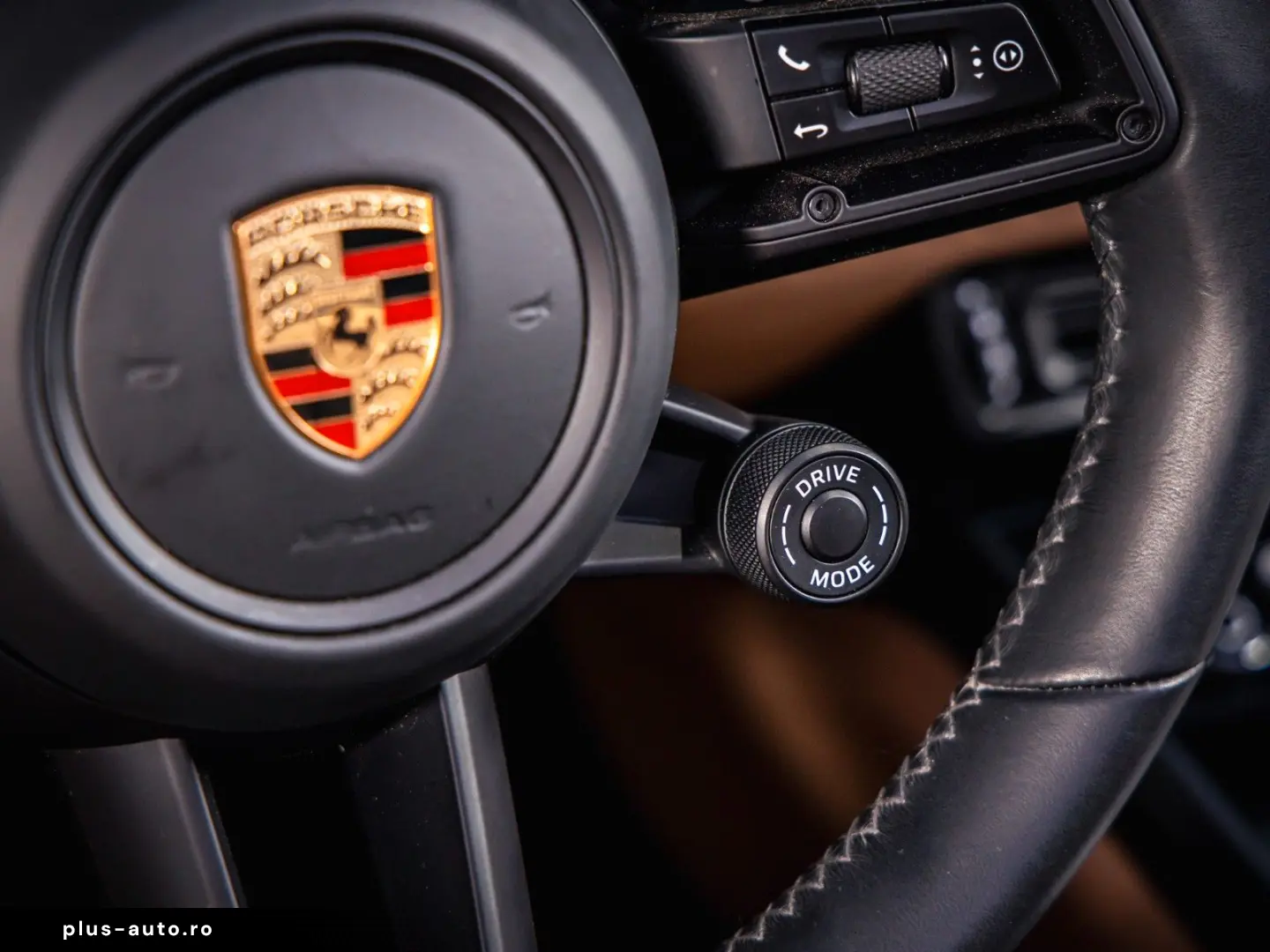 PORSCHE 992 Carrera 4 GTS Cabriolet  BOSE  Chrono  PDLS