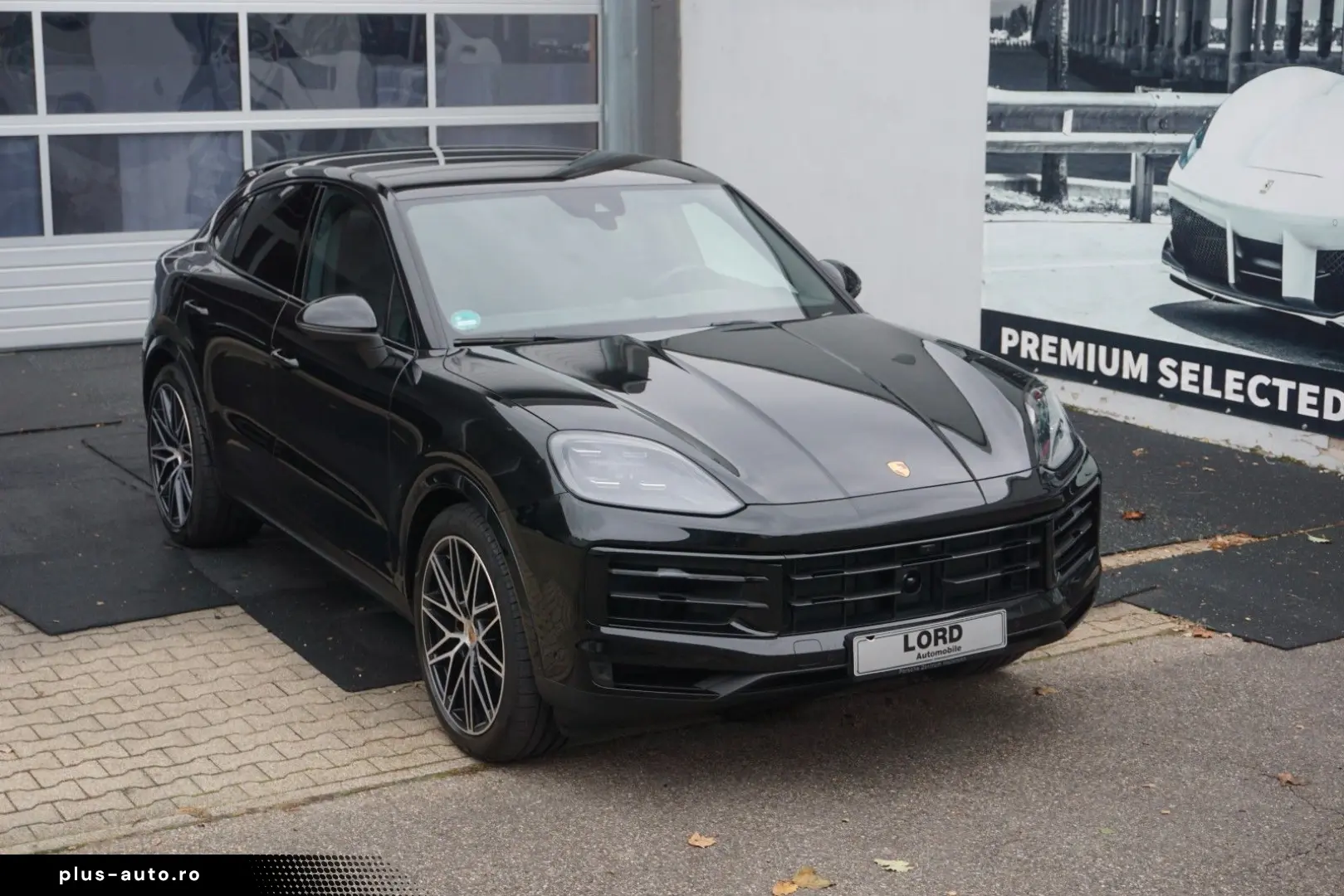 PORSCHE Cayenne Coupe E-Hybrid HAL BOSE Inno HeadUp 18We