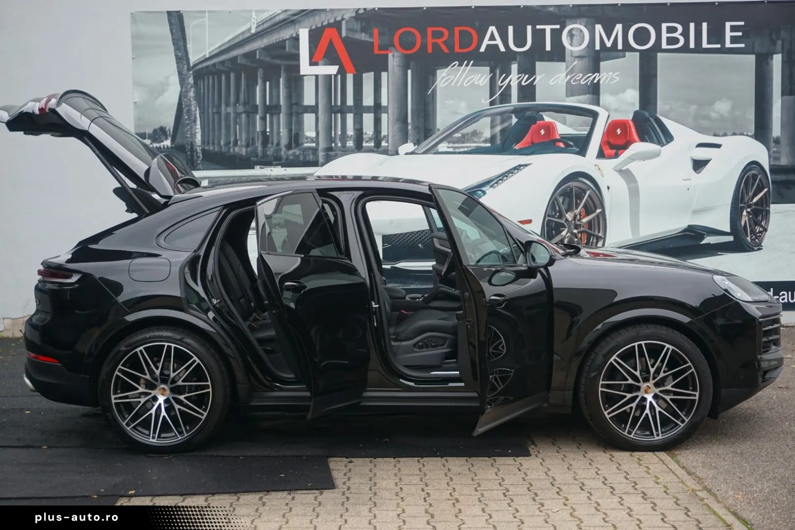 PORSCHE Cayenne Coupe E-Hybrid HAL BOSE Inno HeadUp 18We