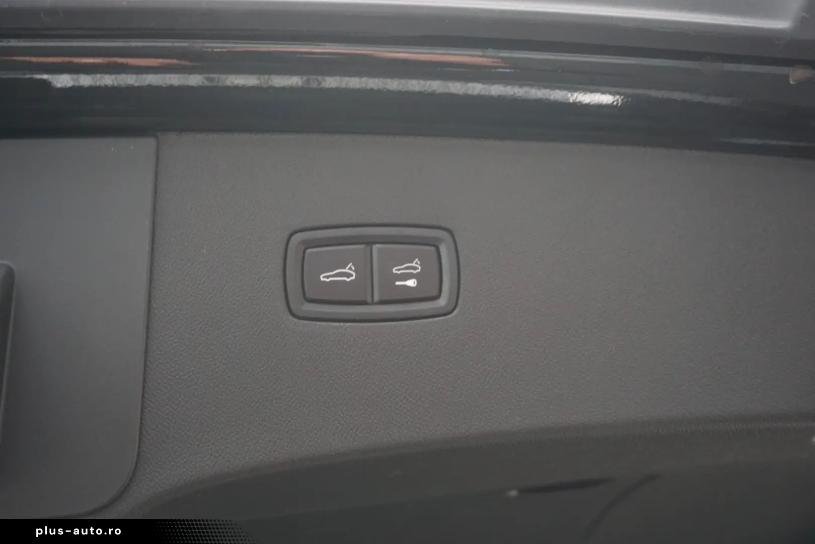 PORSCHE Cayenne Coupe E-Hybrid HAL BOSE Inno HeadUp 18We