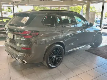 BMW X5 30 d xDrive M Sportpaket AHK Sky Lounge Stand