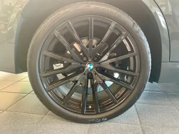 BMW X5 30 d xDrive M Sportpaket AHK Sky Lounge Stand