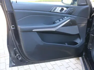 BMW X7 xDrive 40d M Sport  Luft AHK Pano Harman 22