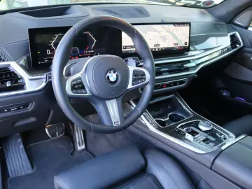 BMW X7 xDrive 40d M Sport  Luft AHK Pano Harman 22