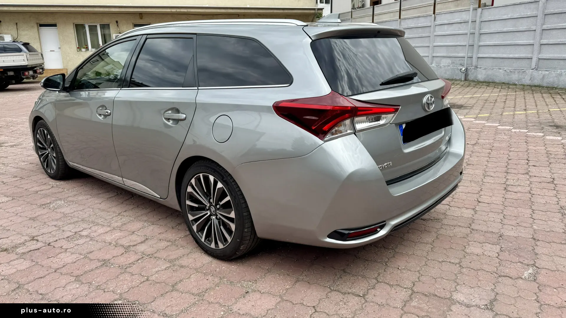 Toyota Auris Touring Sports