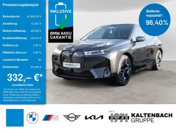BMW iX xDrive 40 Sport PANO AHK HUD LASER LED ACC