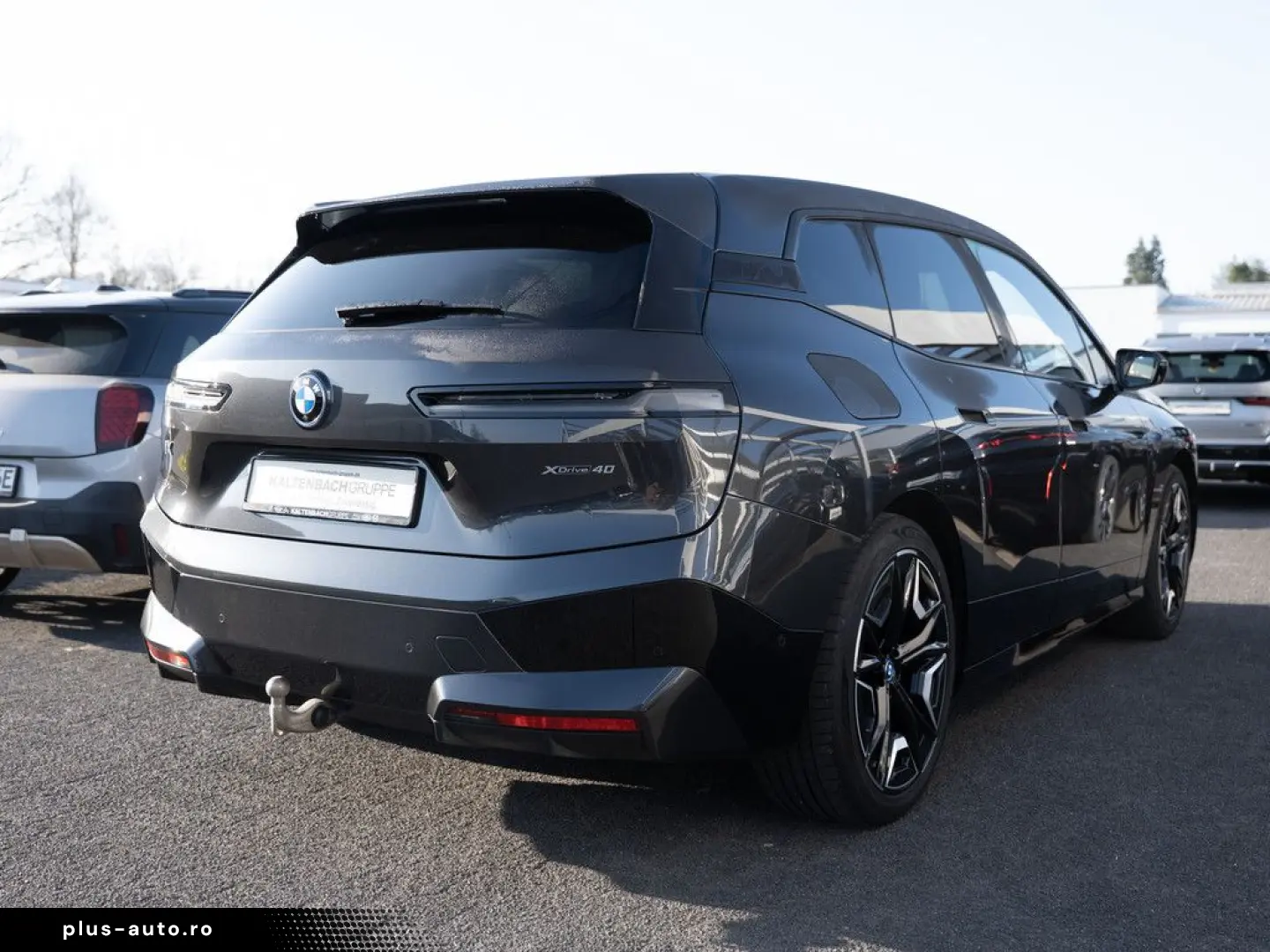 BMW iX xDrive 40 Sport PANO AHK HUD LASER LED ACC