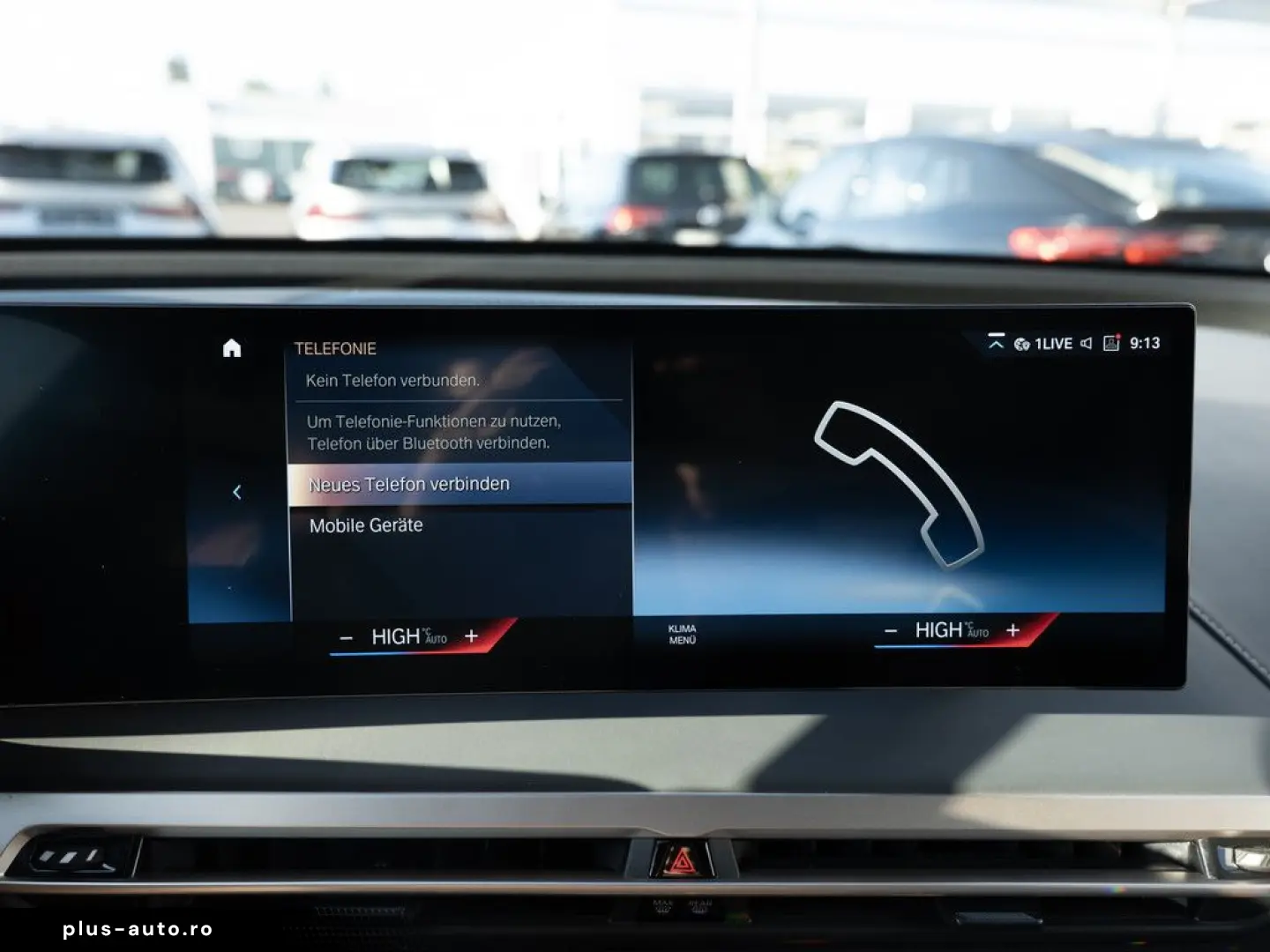 BMW iX xDrive 40 Sport PANO AHK HUD LASER LED ACC