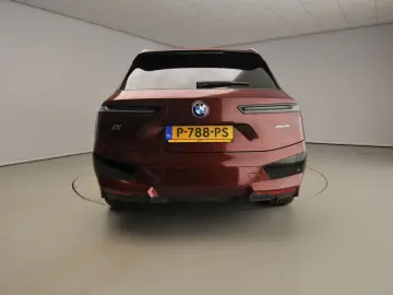 BMW iX xDrive40   Sportpaket   Laserlicht   navi   A