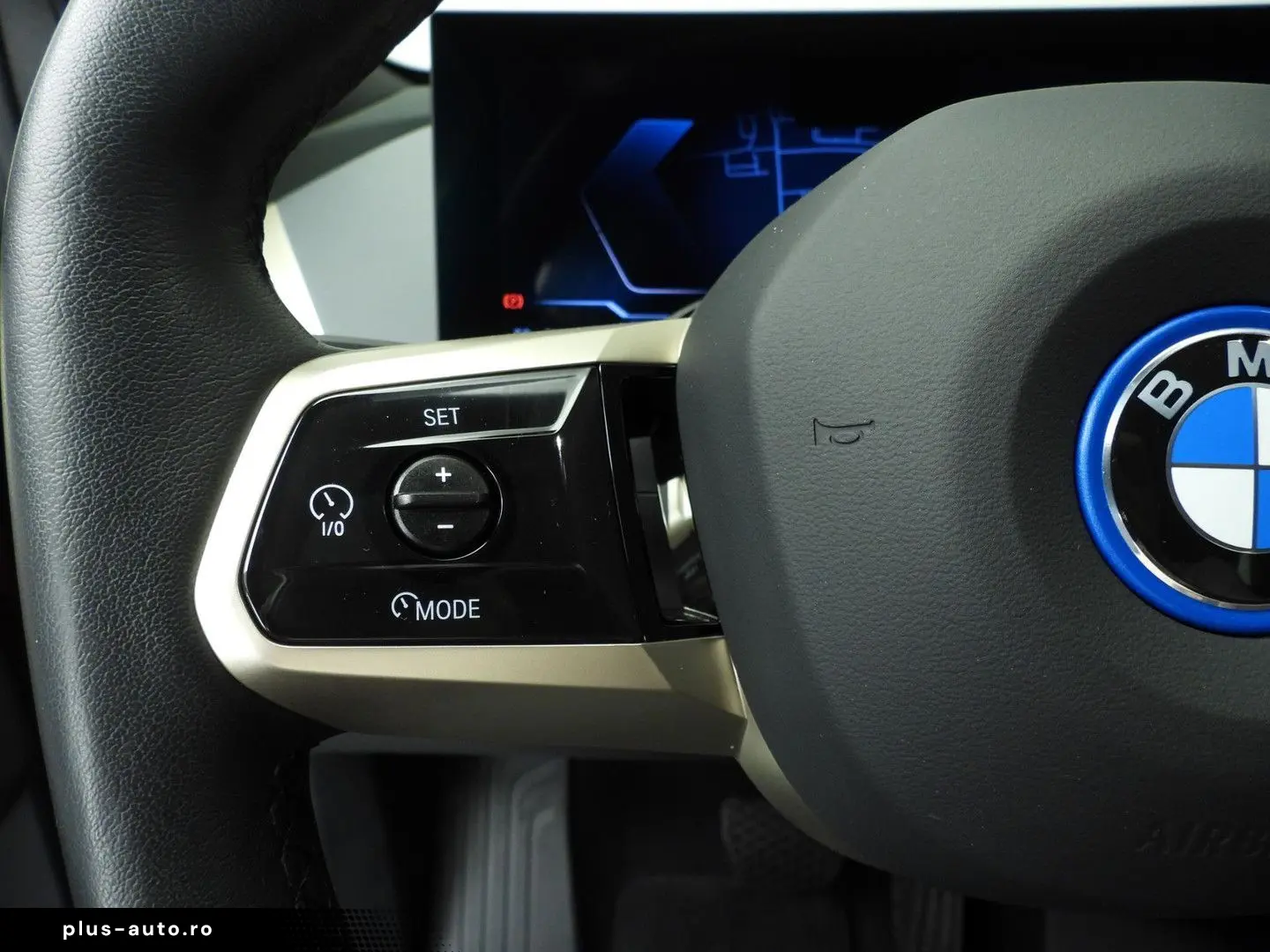 BMW iX xDrive40   Sportpaket   Laserlicht   navi   A