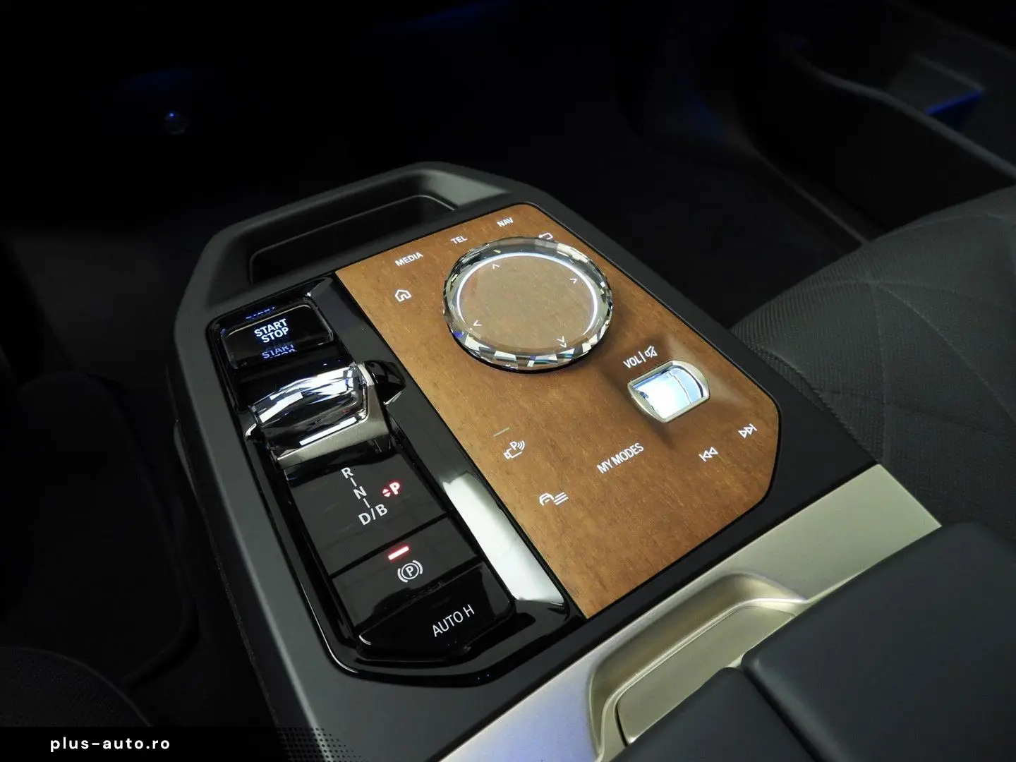 BMW iX xDrive40   Sportpaket   Laserlicht   navi   A