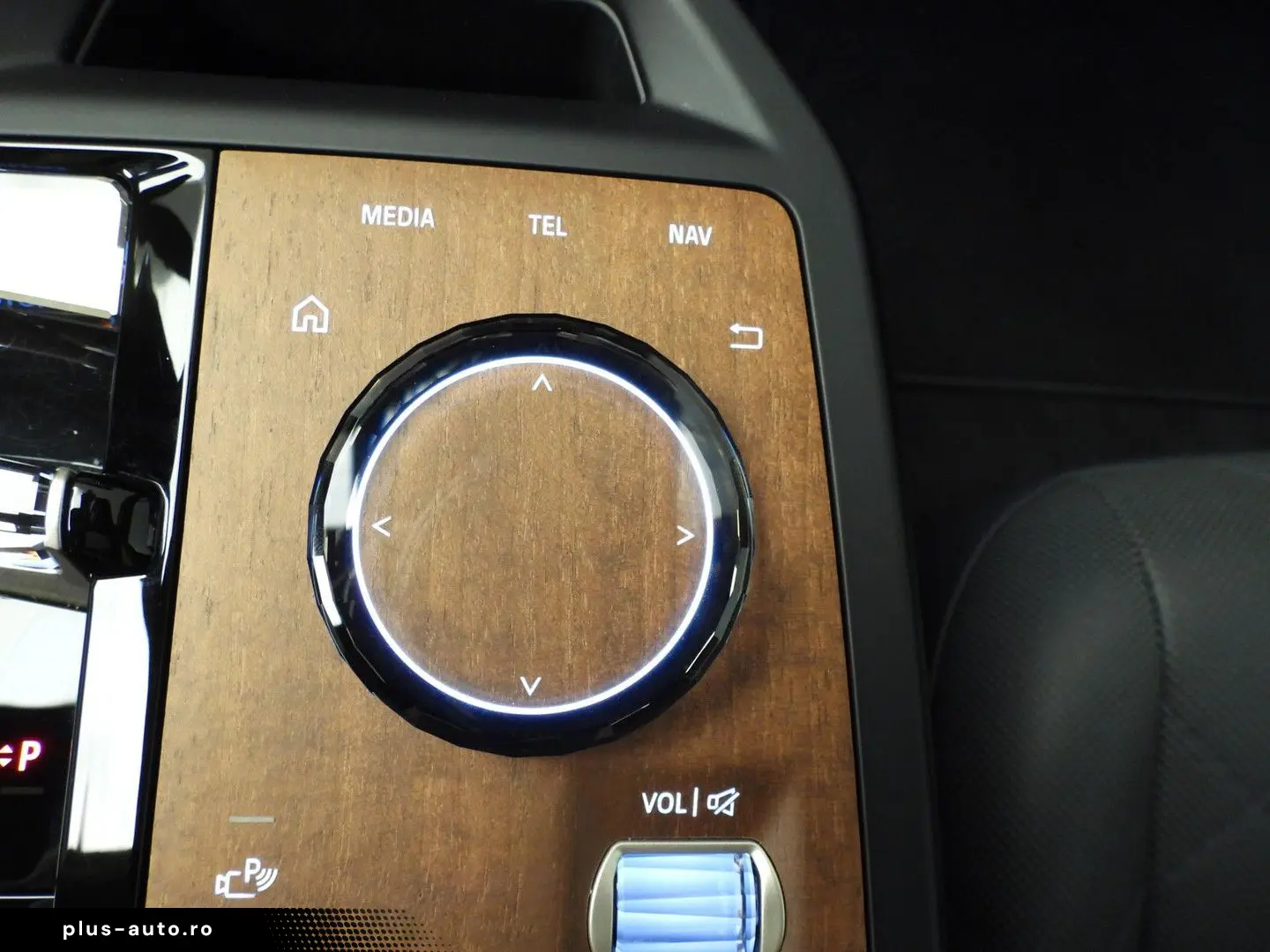 BMW iX xDrive40   Sportpaket   Laserlicht   navi   A