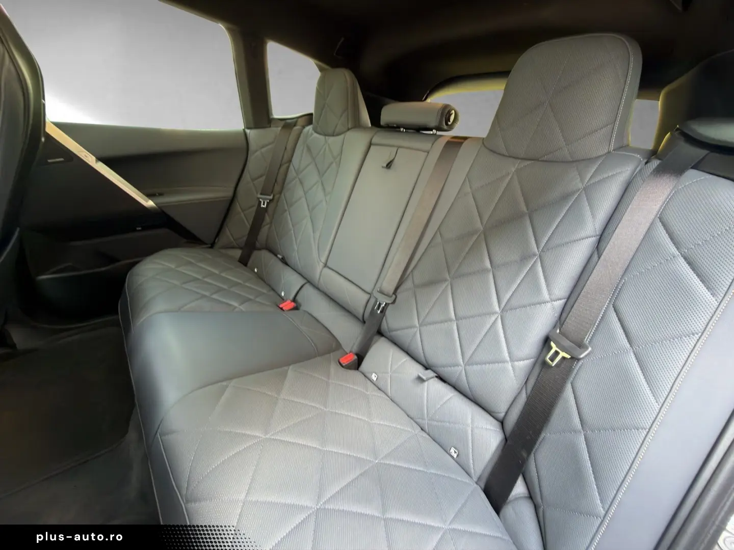 BMW iX xDrive40 Sportpaket Leder Amido SkyLounge 22