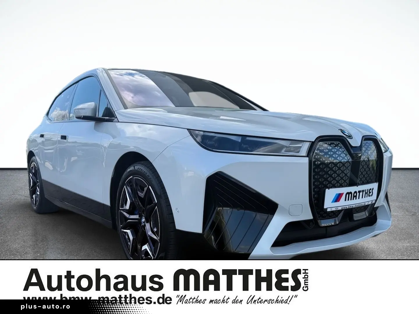 BMW iX xDrive40 M-Sportpaket Anhängerkupplung Panora