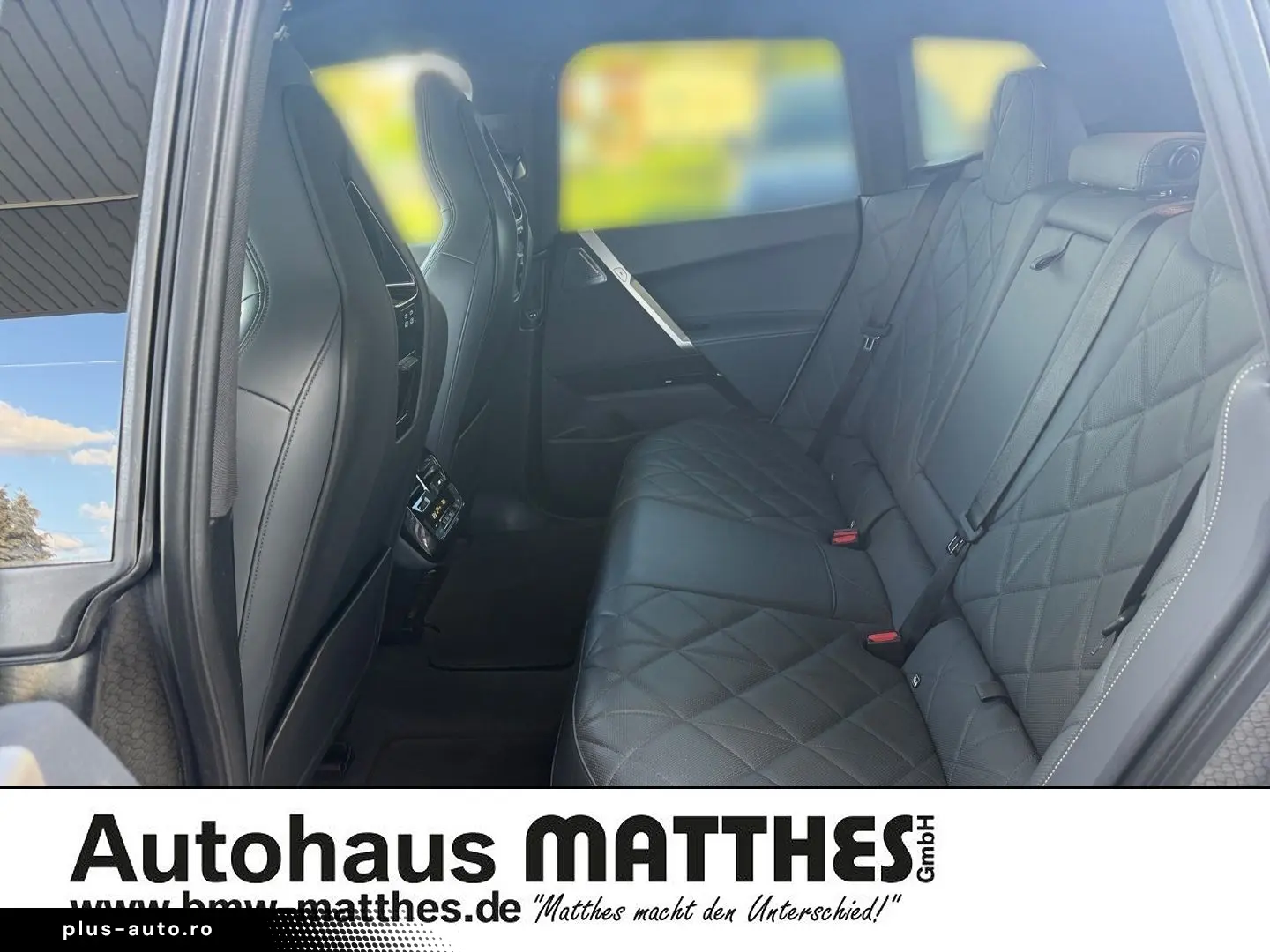 BMW iX xDrive40 M-Sportpaket Anhängerkupplung Panora