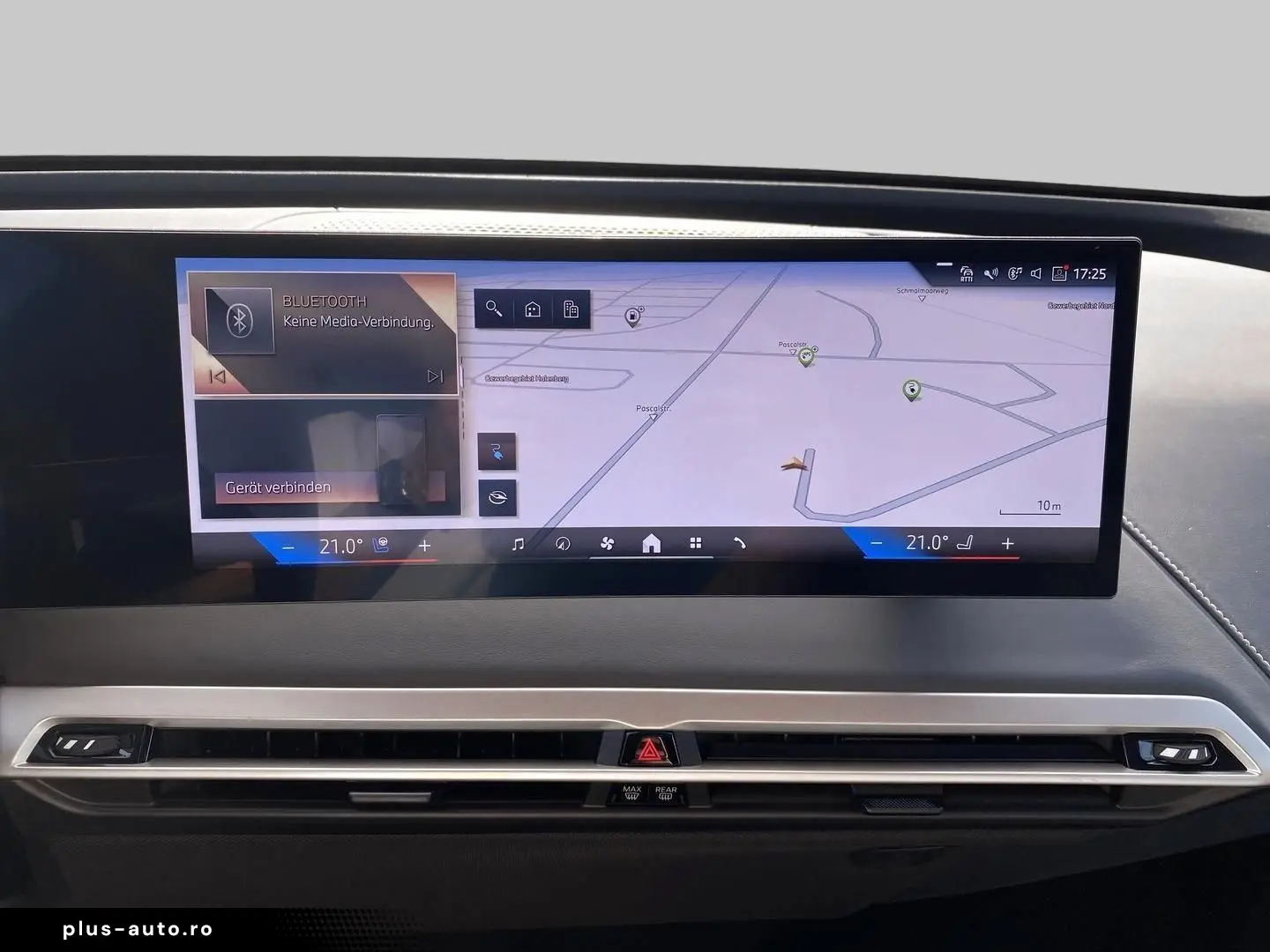 BMW iX xDrive40 HUD AHK Pano Memory Leder H K Sound