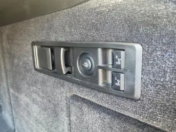 BMW iX xDrive40 HUD AHK Pano Memory Leder H K Sound