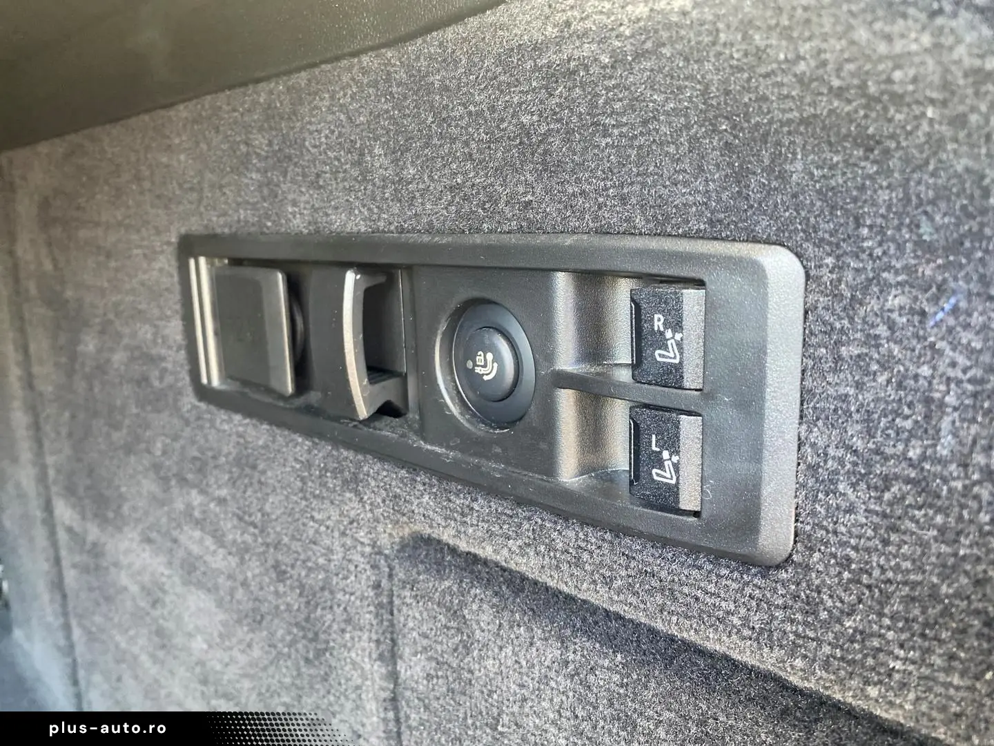 BMW iX xDrive40 HUD AHK Pano Memory Leder H K Sound
