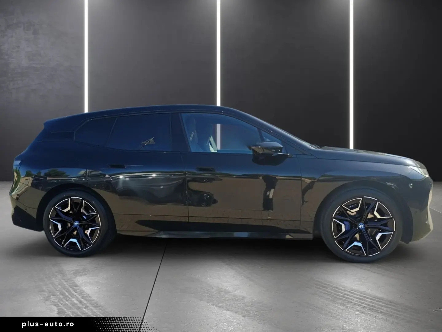 BMW iX xDrive40 SPORTPAKET PANORAMA AHK LASER