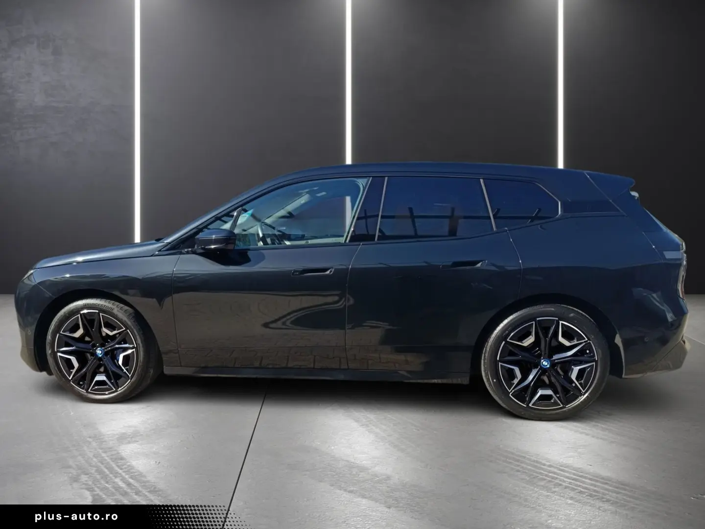 BMW iX xDrive40 SPORTPAKET PANORAMA AHK LASER