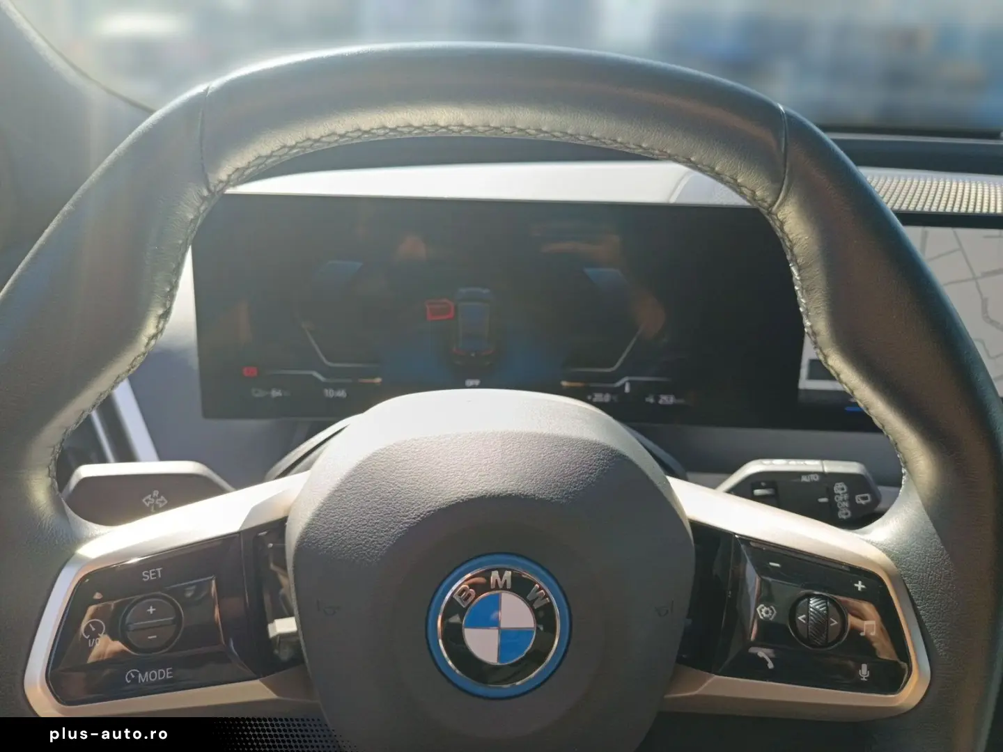 BMW iX xDrive40 SPORTPAKET PANORAMA AHK LASER
