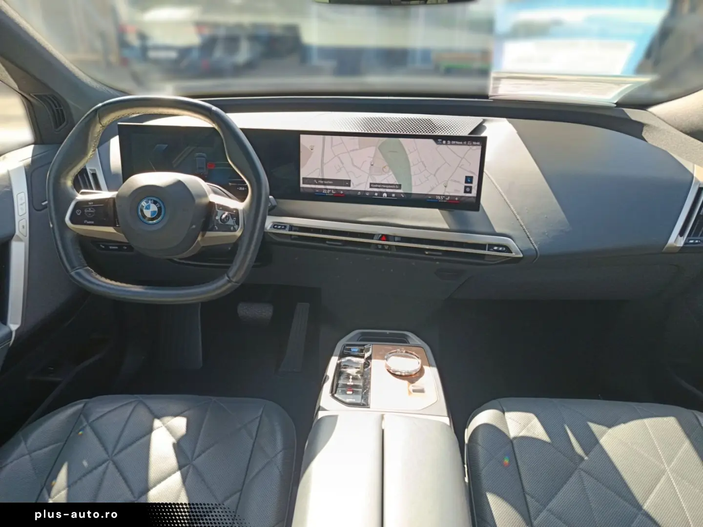BMW iX xDrive40 SPORTPAKET PANORAMA AHK LASER