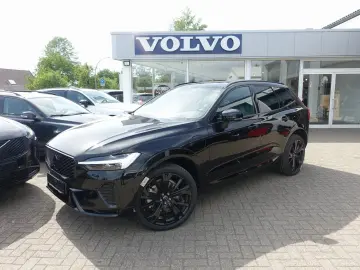 VOLVO XC60 Black Edition Plus T6 AWD Pano FourC AHK