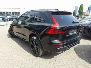 VOLVO XC60 Black Edition Plus T6 AWD Pano FourC AHK