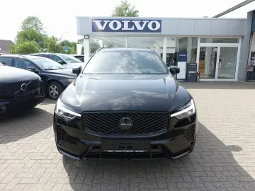 VOLVO XC60 Black Edition Plus T6 AWD Pano FourC AHK